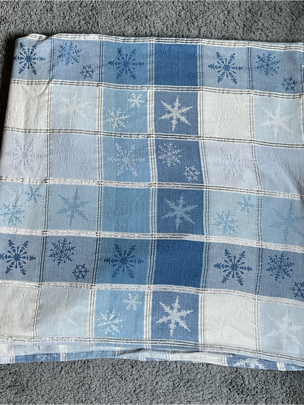 Blue White Plaid Winter Snowflake Oval Tablecloth